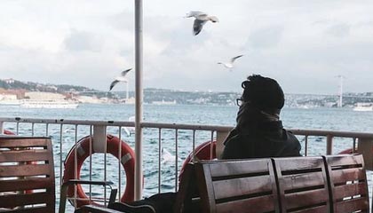 中爵铂金（深圳）有限公司成立 注册资本20万人民币