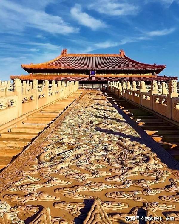 北京旅游4天大概多少人民币？旅游攻略！去北京有必要跟团嘛？