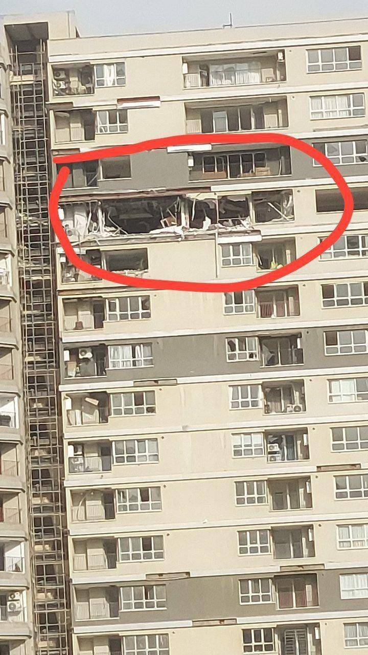 刚刚接任一个月，伊朗军方一把手突遭暗杀，家中煤气爆炸生死未卜