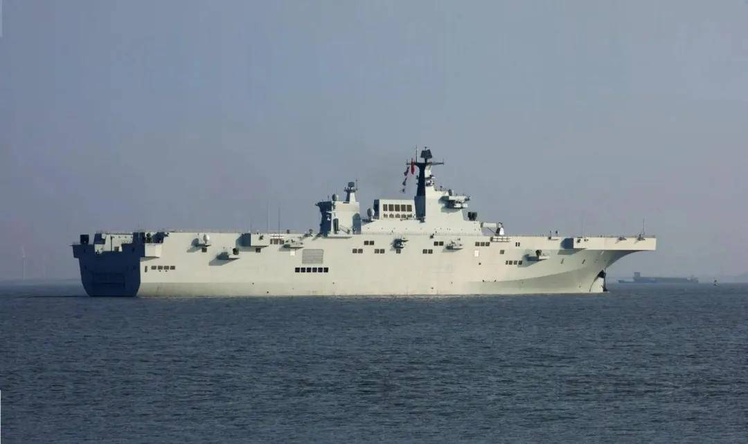 075四号舰“湖北”舰正式官宣！有了076为何还在持续造075？