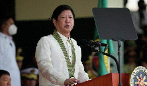 解放军一出动，印度军舰便撤离南海，另一边在钓鱼岛霸气驱逐日本渔船