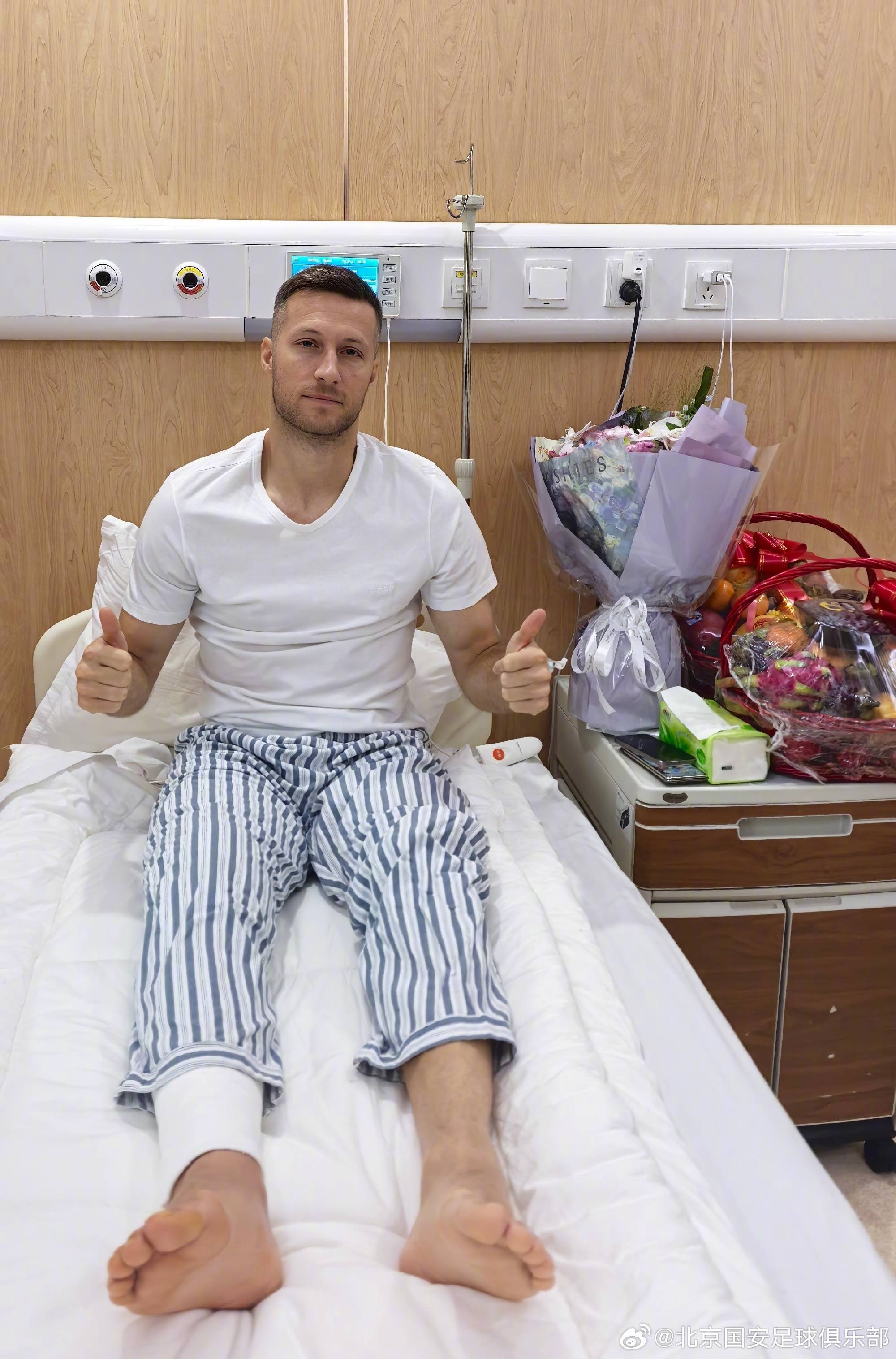 国安官方：斯帕吉奇手术非常顺利 有望2-3个月恢复训练