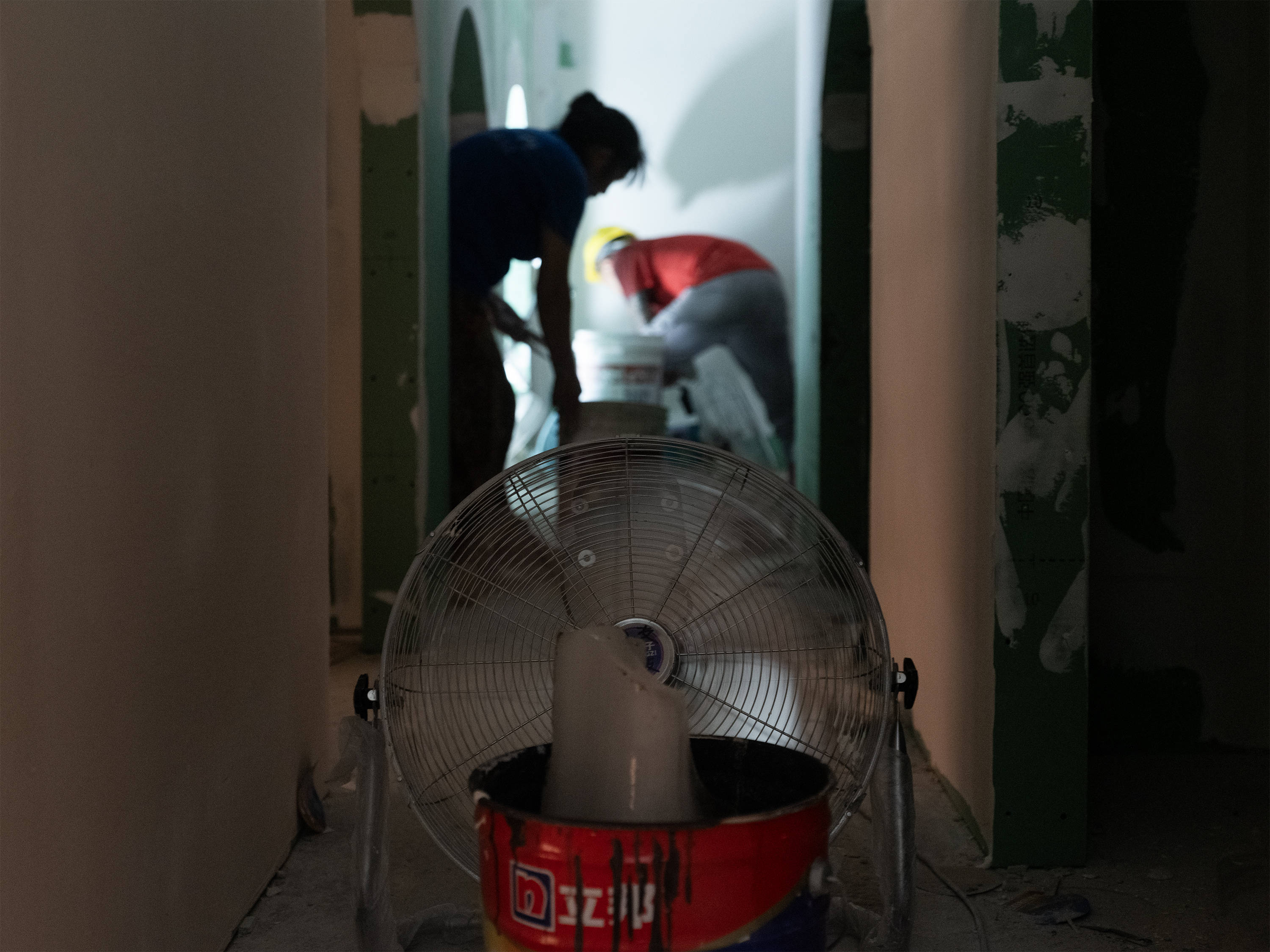 建筑工地申请不到6块冰 59岁工人中暑失业