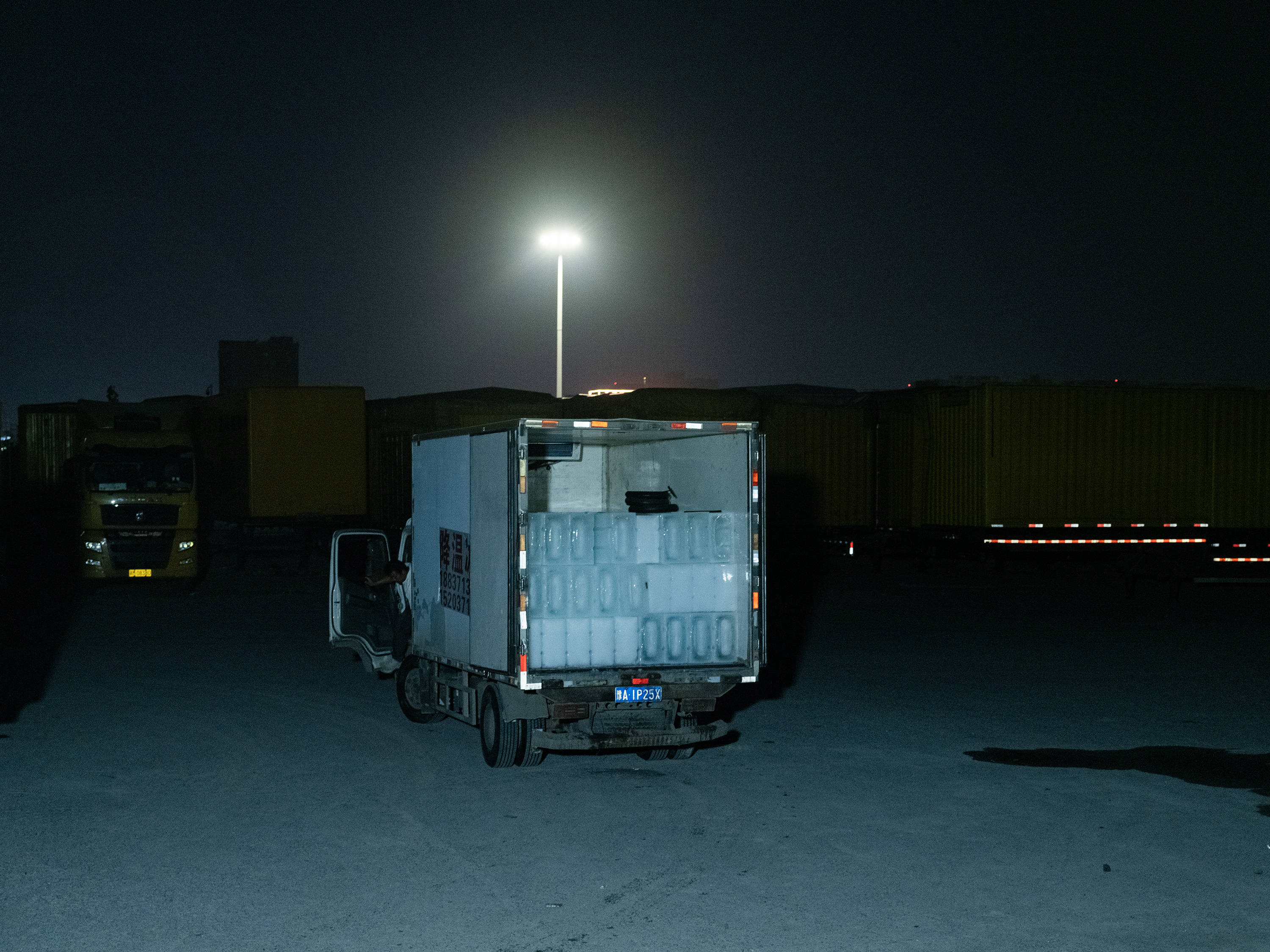 建筑工地申请不到6块冰 59岁工人中暑失业