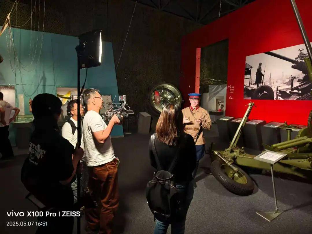 凤凰卫视《焦土之上》全球追寻二战印记