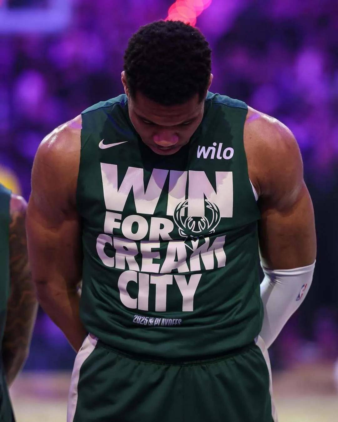 马刺续约福克斯！字母哥逼宫雄鹿！有望联手杜兰特