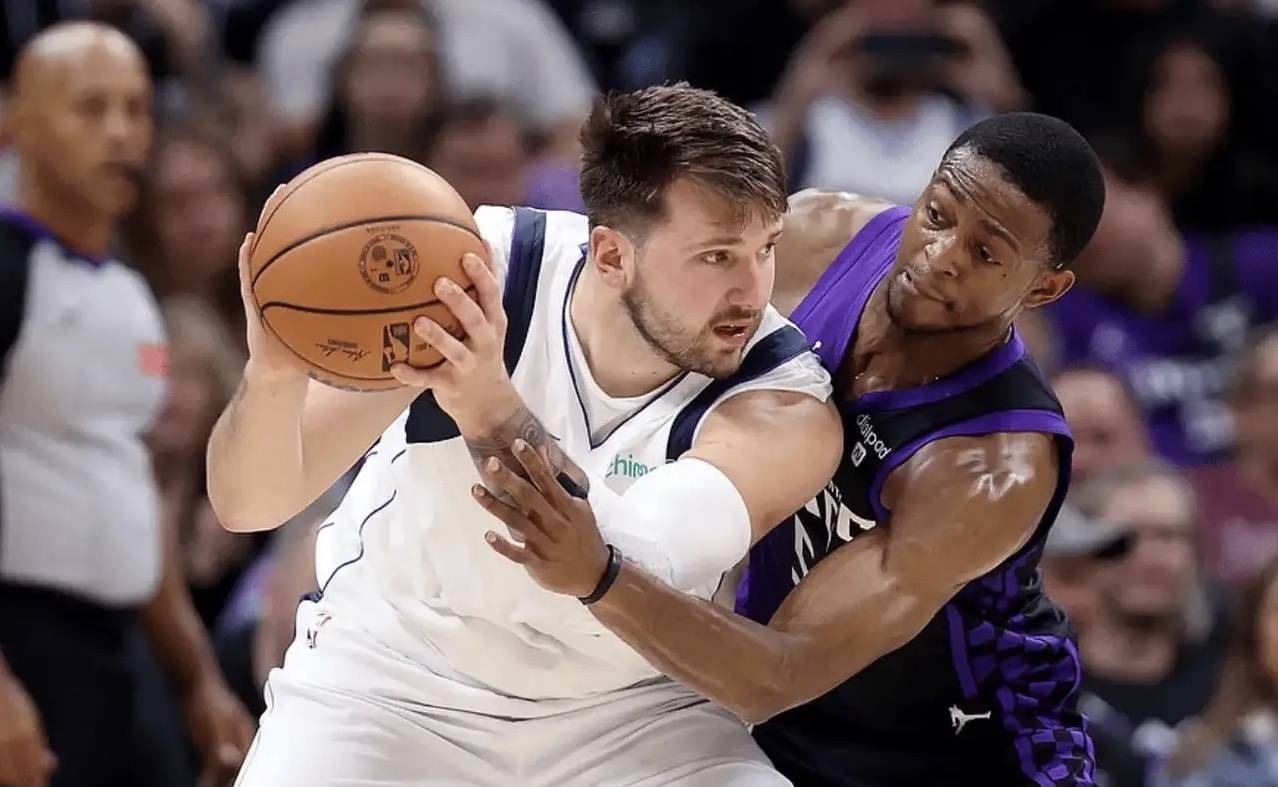 NBA媒体热议：东契奇3年1.65亿，福克斯4年2.29亿，东契奇的性价比远超福克斯