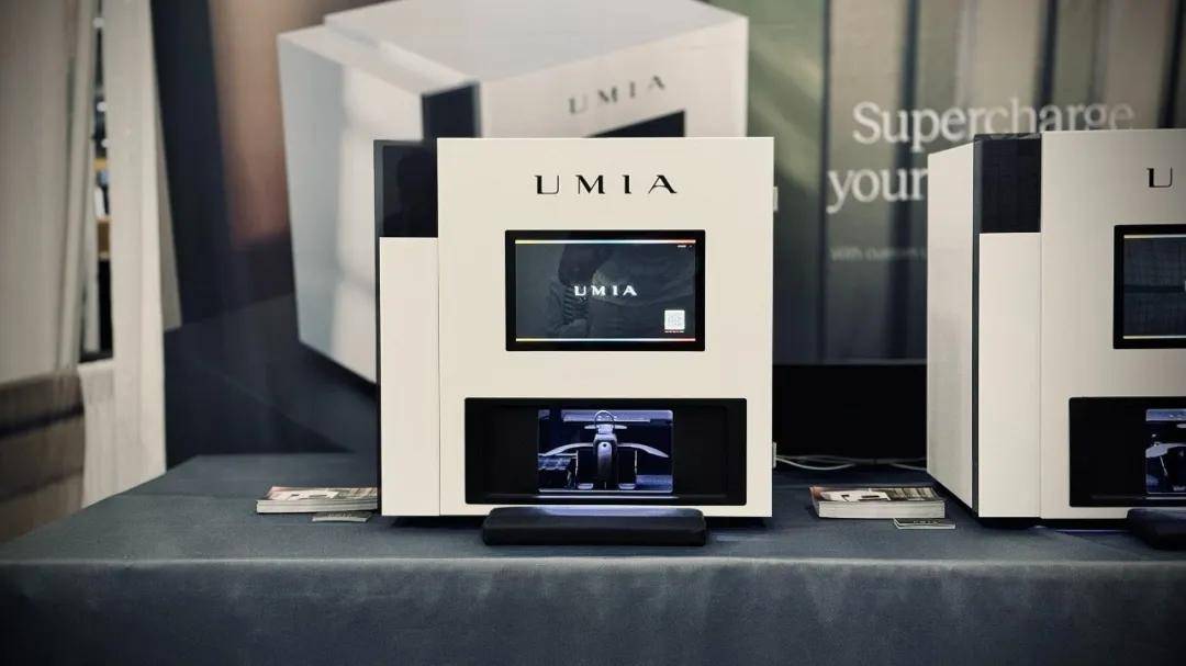 Umia Beauty AI美甲机震撼亮相2025 WebSummit温哥华，掀起智能美业新潮流潮流