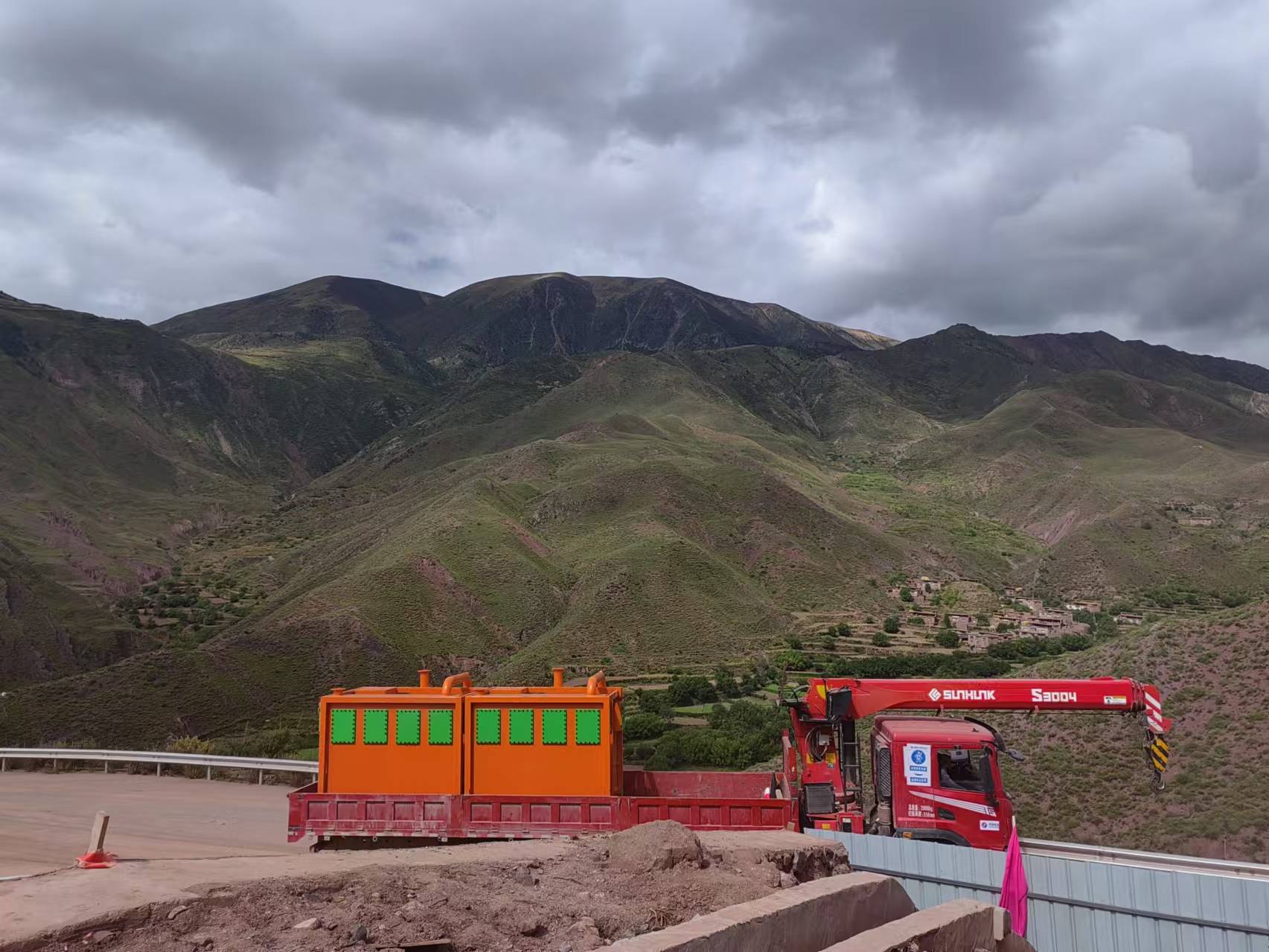 Application prospects of magnetic pyrolysis organic matter processor: From waste treatment to energy network