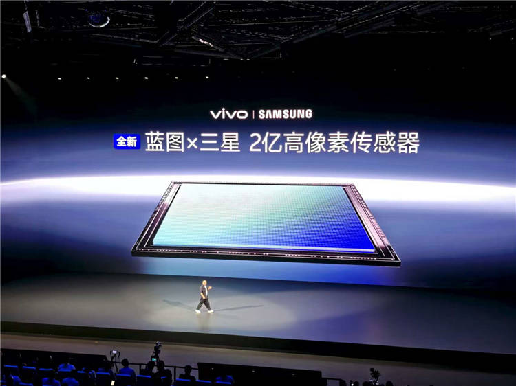 超越X200 Ultra！vivo X300 Pro确认将搭载2亿HPB长焦