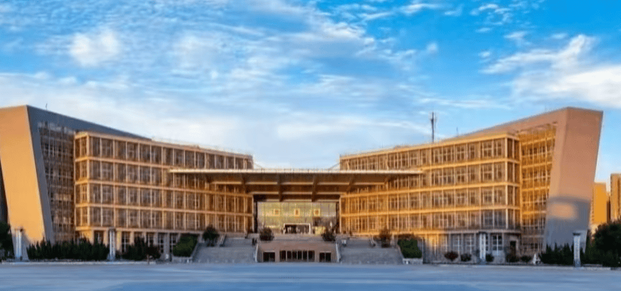 西北工业大学回应“学生证上印西安工业大学图书馆”：属实，错印的已全部收回，会替换地标建筑重新印发，错印原因还在调查中