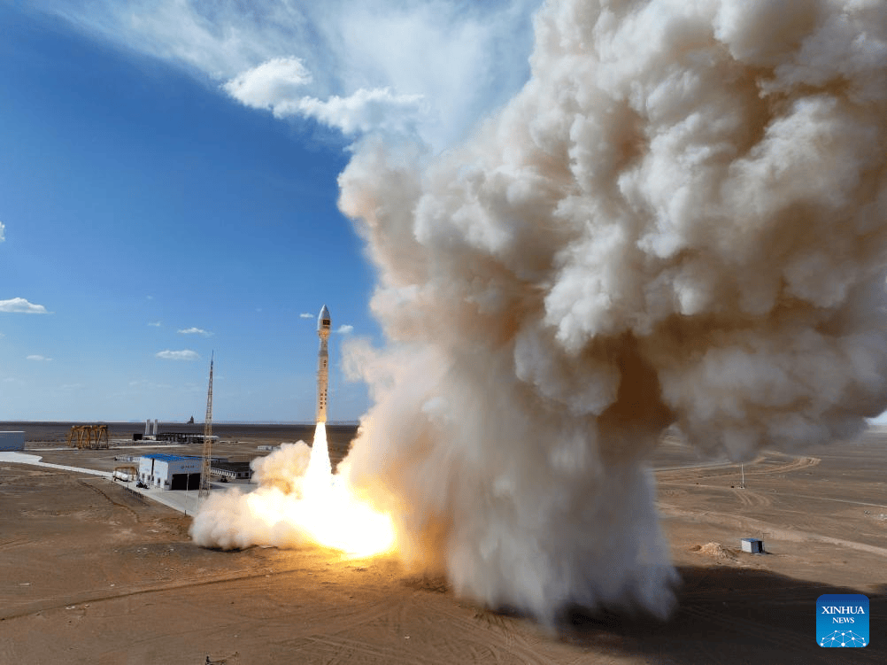 China’s Lijian-1 rocket launches seven satellites