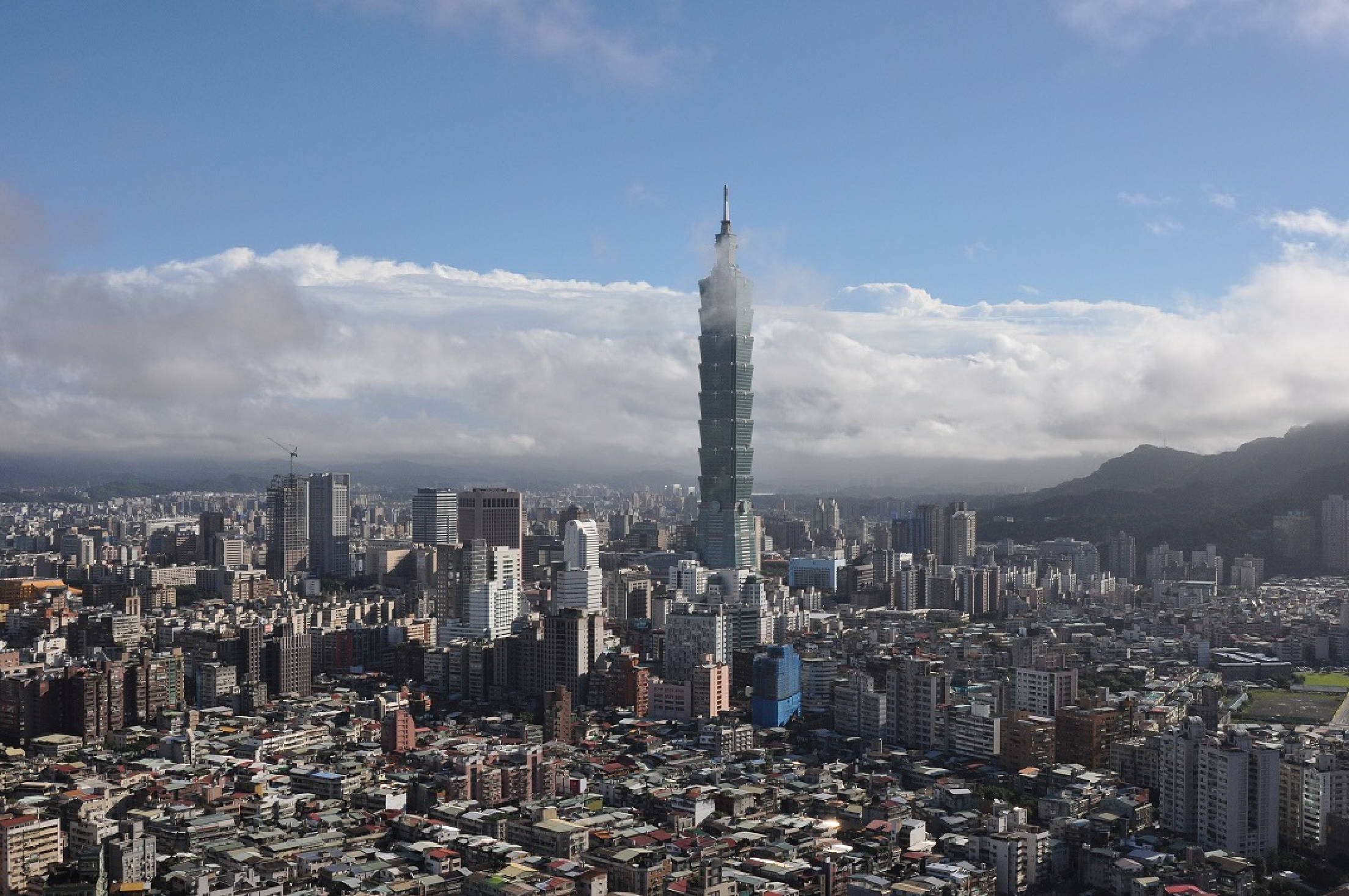 台海观澜 | 郑丽文披挂上阵，赖清德铤而走险几率大增