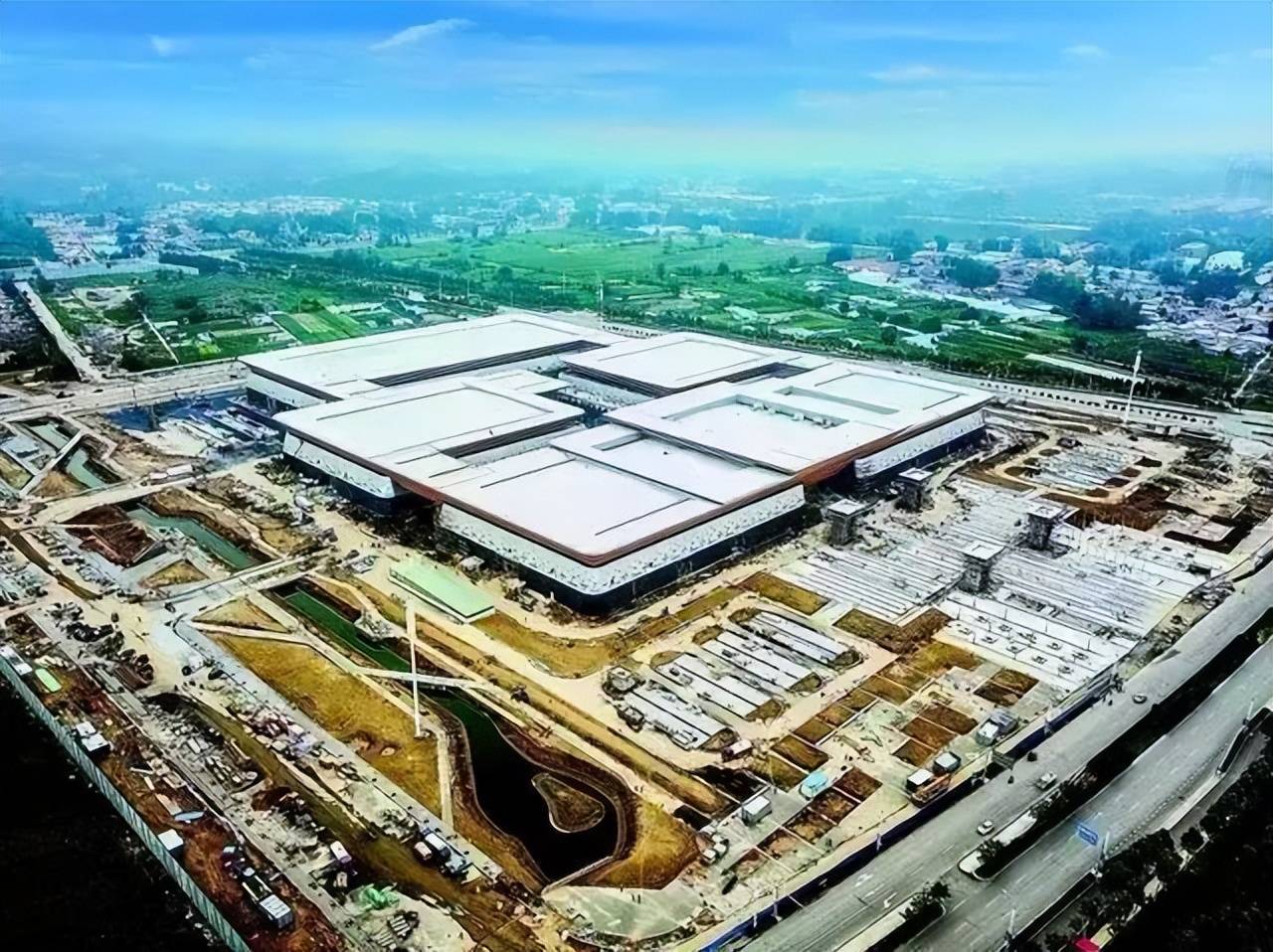 中国制造！3亿美金打造"金龟"巨馆，越南新地标震撼东南亚